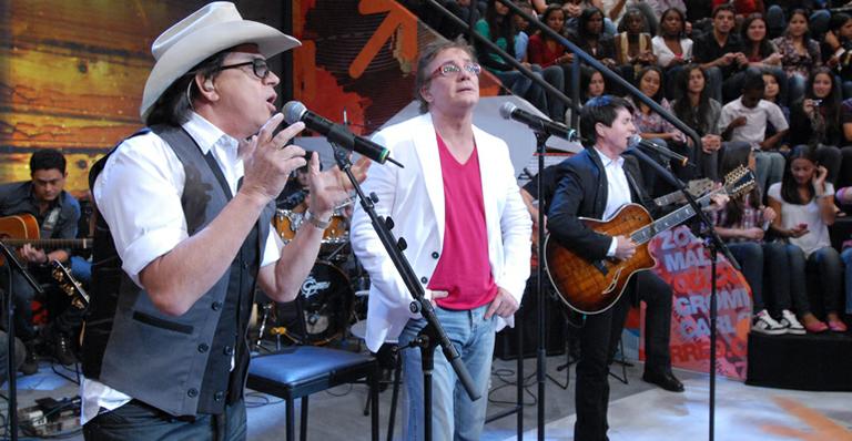 Chitão & Xororó encontram Fábio Jr na TV