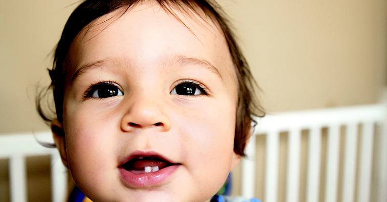 Deixe seu bebê com um sorriso saudável
