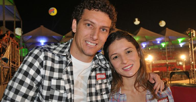 Elano se reconcilia com a ex-mulher