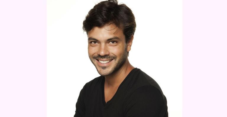 Conheça um dos galãs de ‘A Vida da Gente’