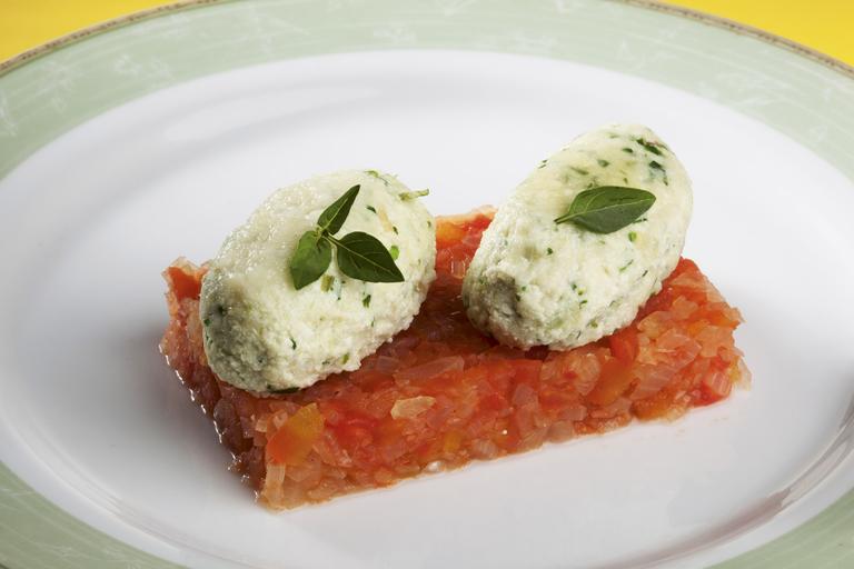 Cozinha Light: Malfatti de ricota ao tomate refogado