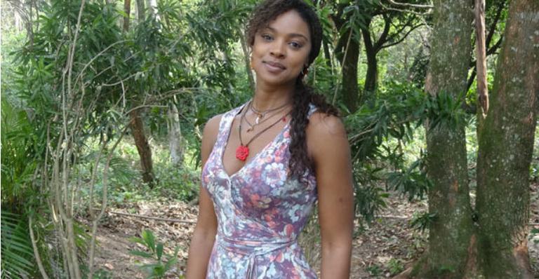 Cris Vianna conta como mantém a forma