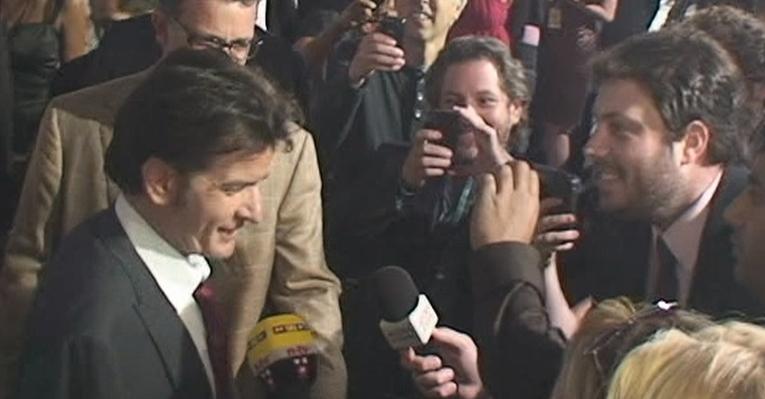 Danilo Gentili entrevista Charlie Sheen
