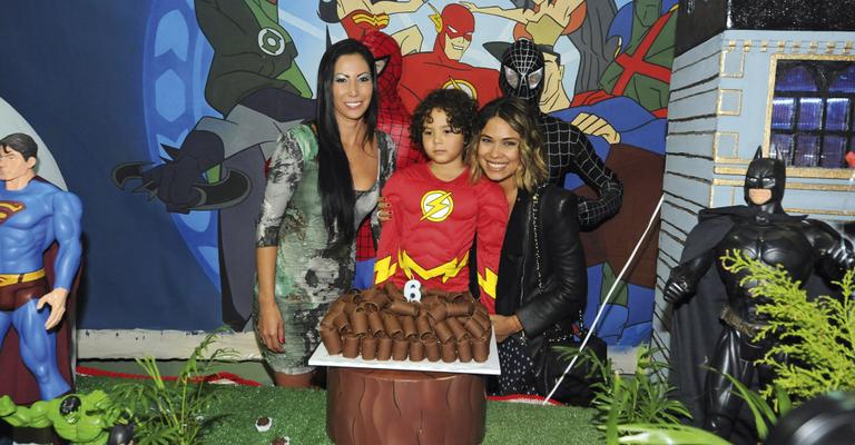 Bia Antony e Michelle Umezu: festa de Alex