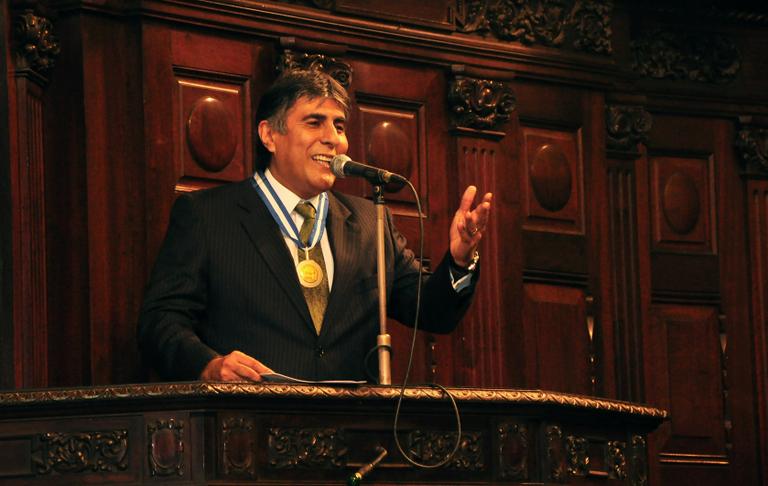 Presidente da Record Rio é homenageado