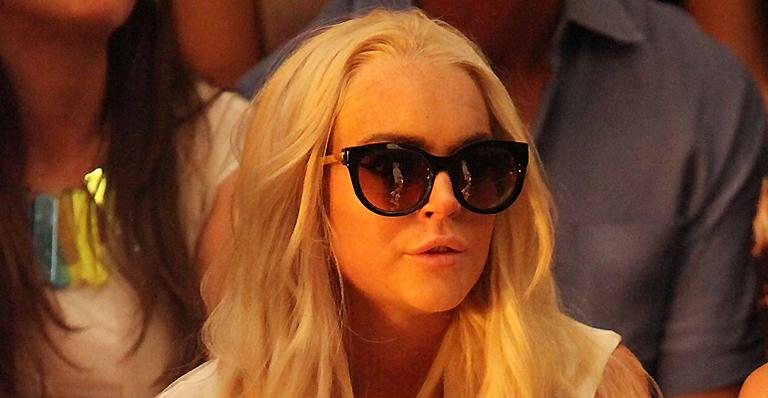 Lindsay Lohan deve 90 mil dólares para empresa de limousines