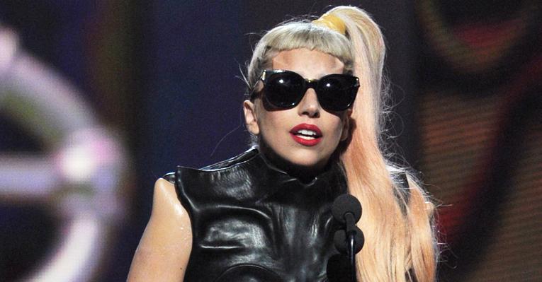 Lady Gaga lançará disco remixado do álbum ‘Born This Way’ e DVD ao vivo
