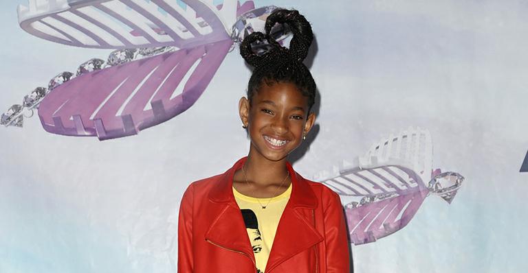 Primeiro disco de Willow Smith chega às lojas em abril de 2012