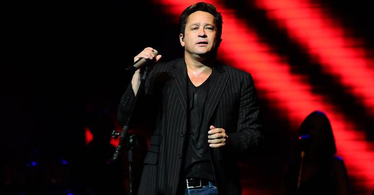Leonardo apresenta seu novo CD em SP