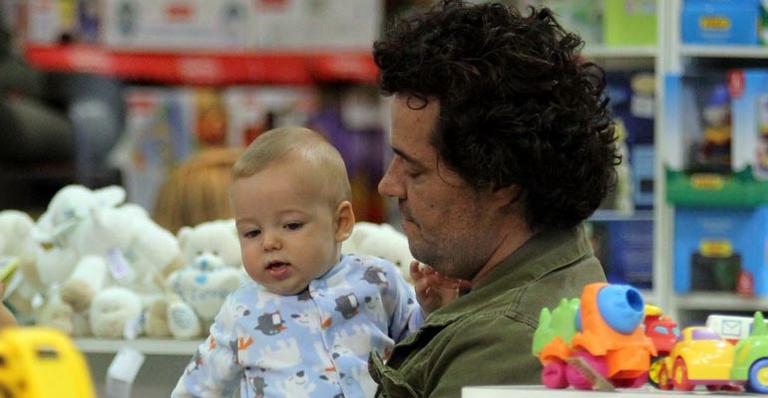 Conheça o bebê de Felipe Camargo