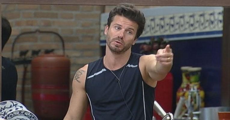Marlon se despede de ‘A Fazenda’