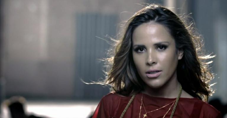 Wanessa faz último show grávida