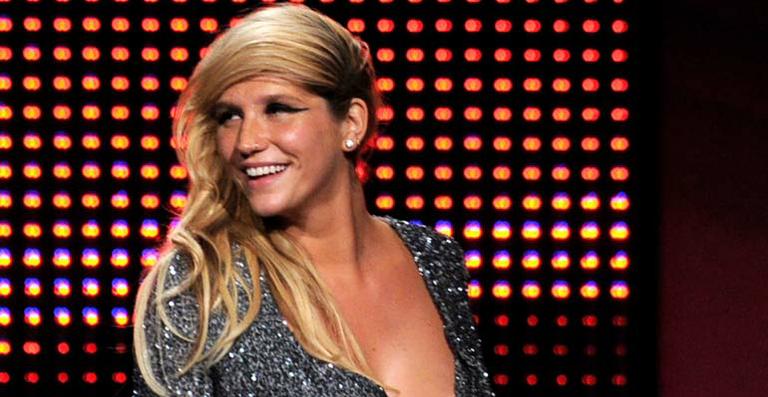 Ke$ha projeta coleção de relógios
