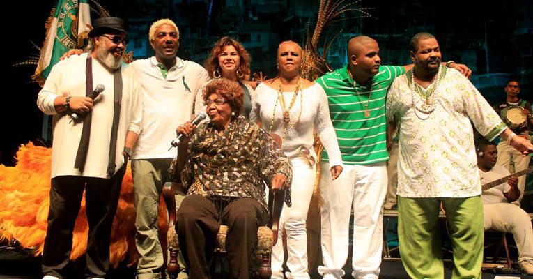 Império Serrano reúne estrelas da música brasileira no Rio
