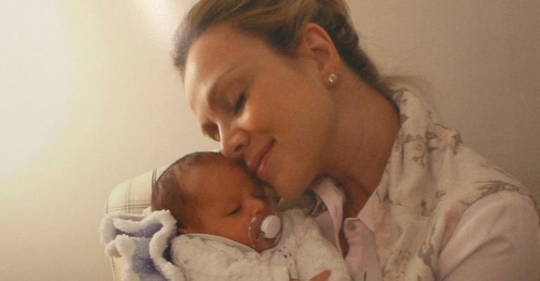 Arthur, primeiro filho de Eliana, já tem “música-tema”