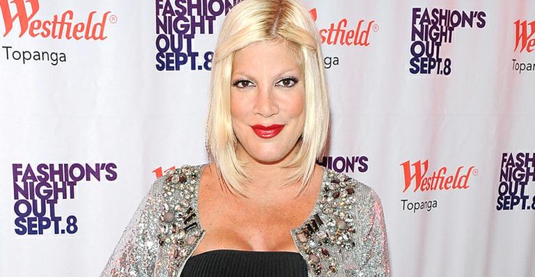 Nasce Hattie, a filha da atriz Tori Spelling