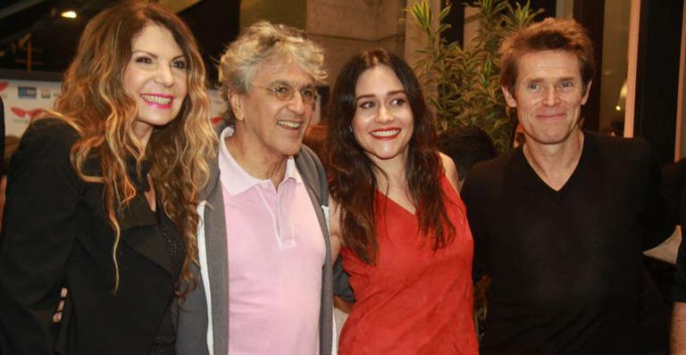 Alessandra Negrini recebe time estrelado no Festival do Rio