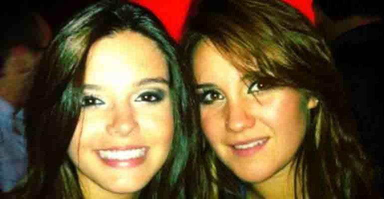 Giovanna Lancellotti tieta Dulce María durante ‘Meus Prêmios Nick’