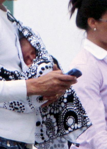 Marcello Antony passeia com a família no Rio