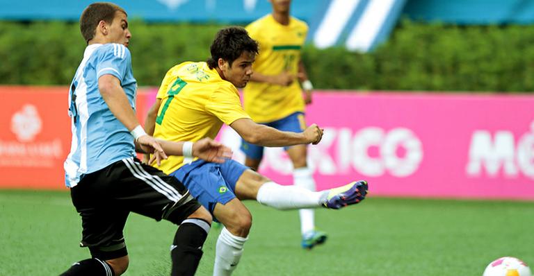 Em Guadalajara, Brasil e Argentina empatam em 1 a 1 no futebol masculino
