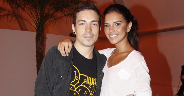 Di Ferrero e Mariana Rios estão morando juntos no Rio de Janeiro