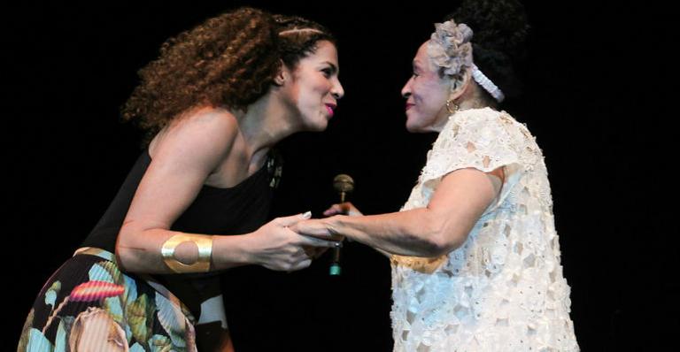 Vanessa da Mata canta com diva cubana, Omara Portuondo