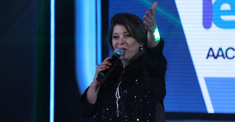 Roberta Miranda no Teleton 2011: “Minha alma fica muito feliz”