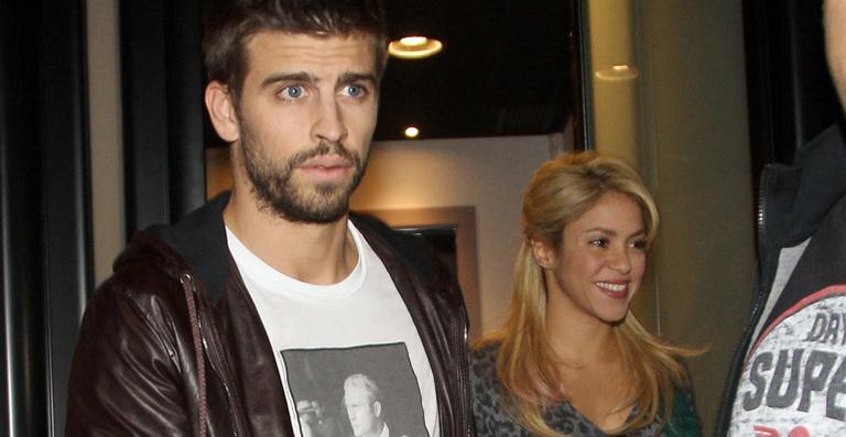 Na contramão dos boatos, Shakira e Piqué aparecem juntos em saída de restaurante