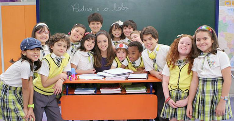 Rosanne Mulholland mostra seus ‘alunos’ – incluindo Maísa, de cabelos lisos