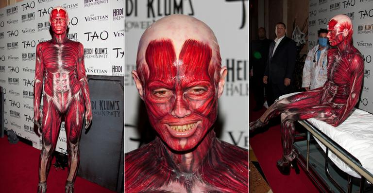 Heidi Klum investe em fantasia criativa para o Halloween