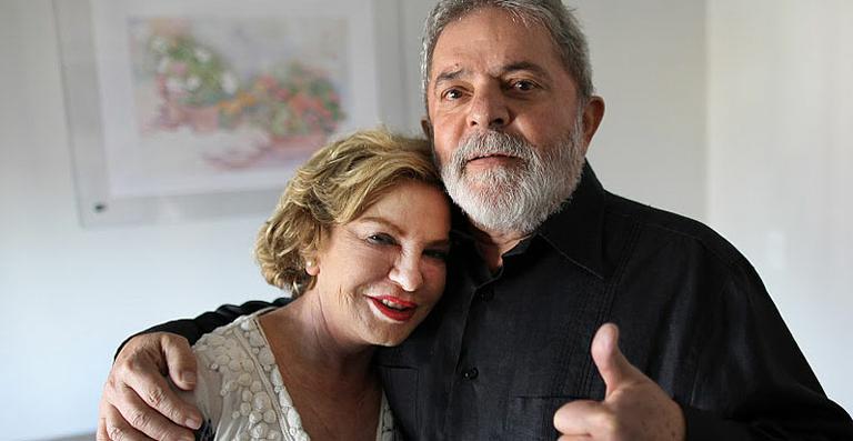 Ex-presidente Lula recebe alta hospitalar e diz que está pronto para a batalha