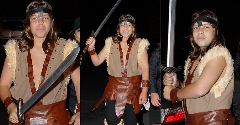 Filho de Arnold Schwarzenegger usa fantasia de Conan, O Bárbaro