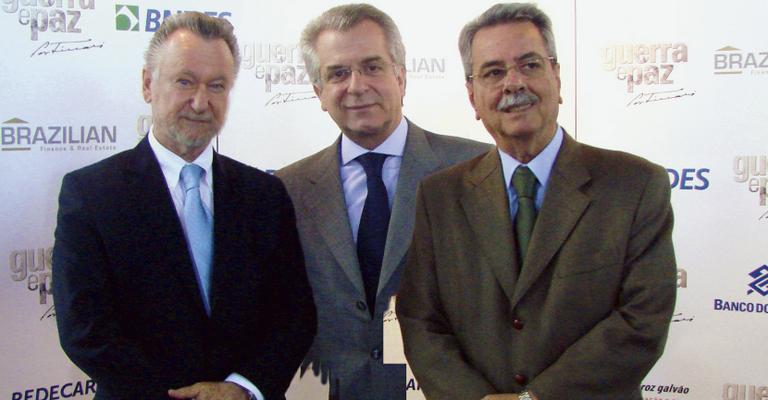 Agenda: Guerra e paz