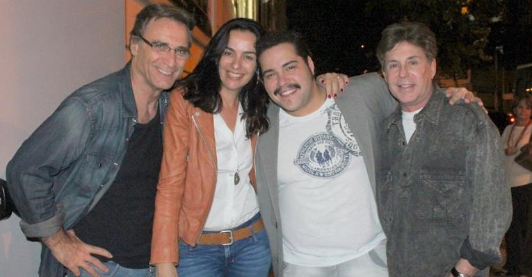 Herson Capri assiste ao musical ‘Tim Maia’ no Rio de Janeiro