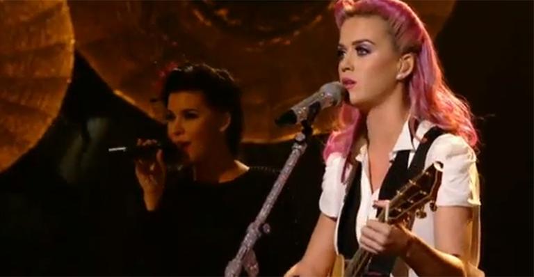 Rumo ao recorde: Katy Perry divulga trailer de novo clipe