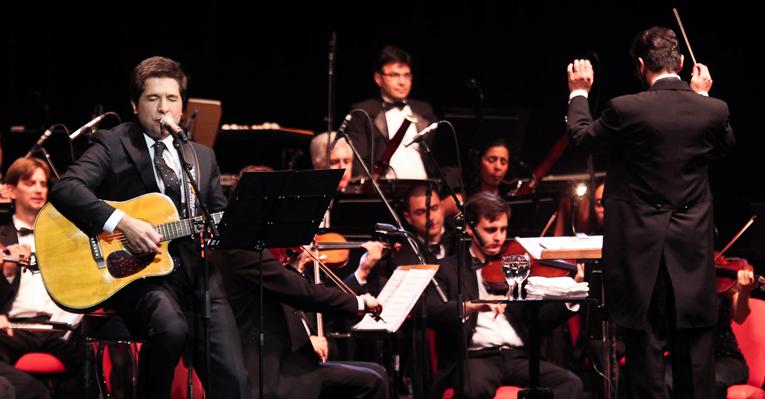 Daniel faz show com orquestra em São Paulo