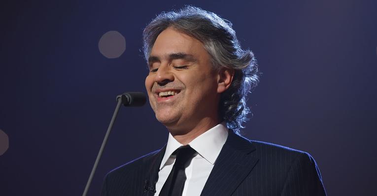 De volta ao Brasil, Andrea Bocelli diz que só falta fazer concerto na lua
