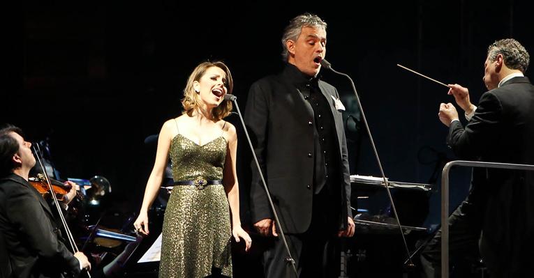Andrea Bocelli e Sandy cantam juntos em concerto na capital mineira