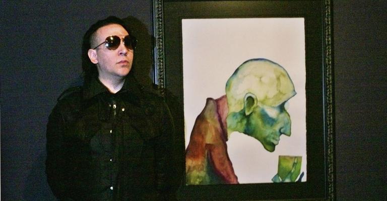 Marilyn Manson faz vernissage no México