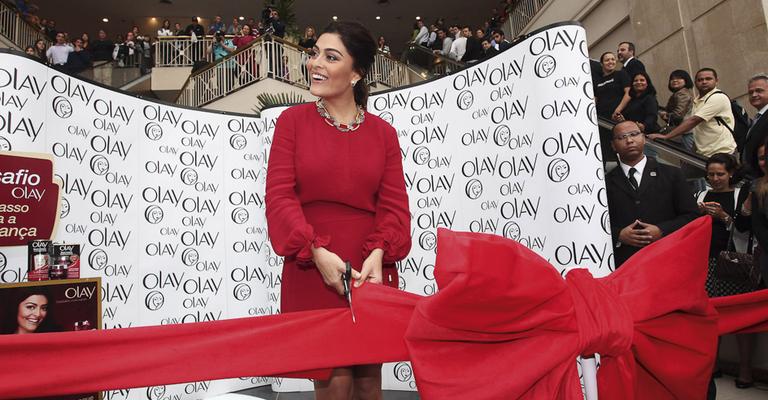 Juliana Paes lança campanha em São Paulo