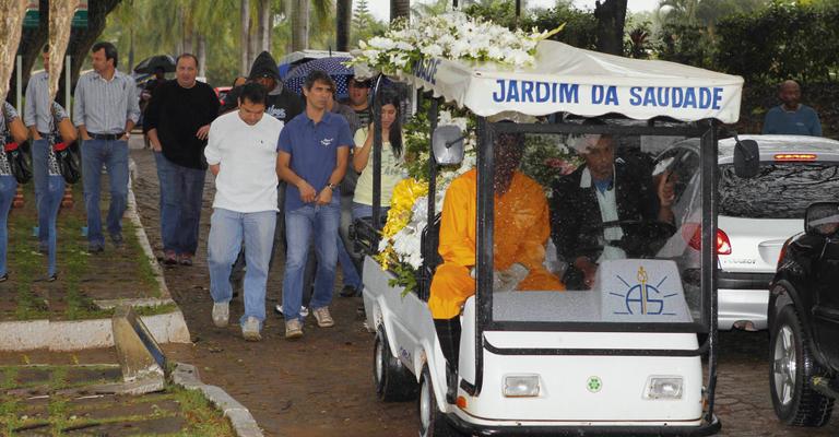 Avó de Claudia Leitte morre em Salvador