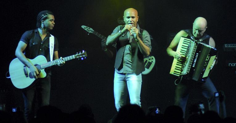 Em nova fase na carreira, Rick anima a noite na capital paulista