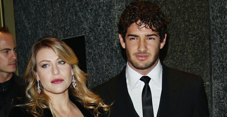 Alexandre Pato e Barbara Berlusconi brilham em noite de gala de Giorgio Armani