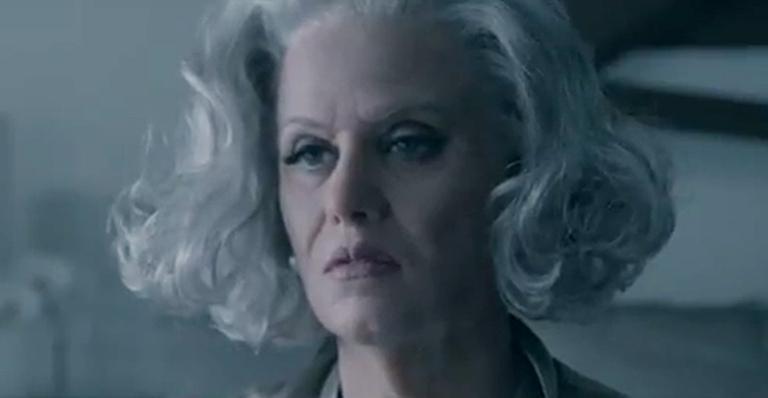 Katy Perry aparece envelhecida em novo clipe. Confira!