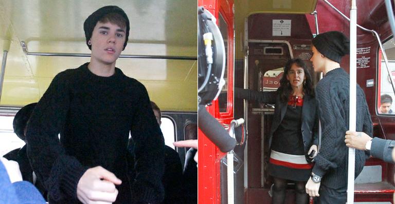 Justin Bieber passeia de ônibus em Londres