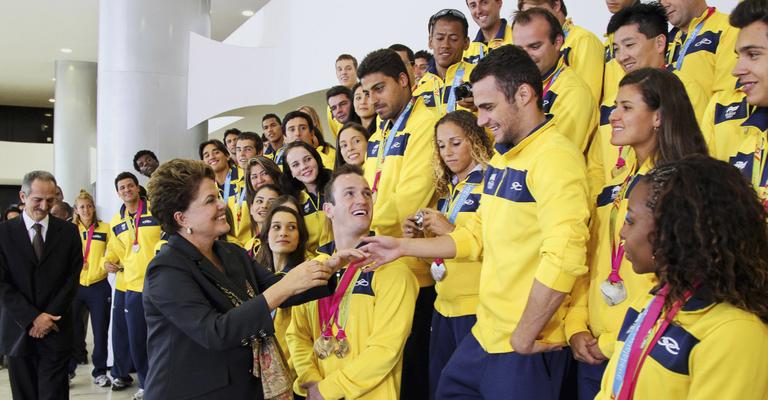 Dilma recebe medalhistas do Pan em Brasília