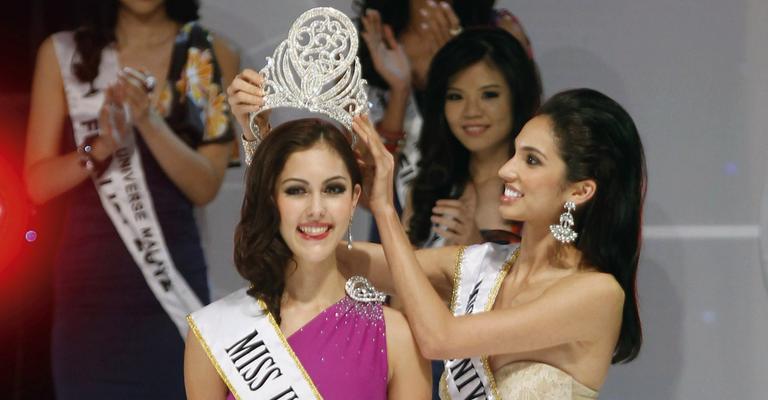 Kimberley Leggett é coroada Miss Universo Malásia 2012