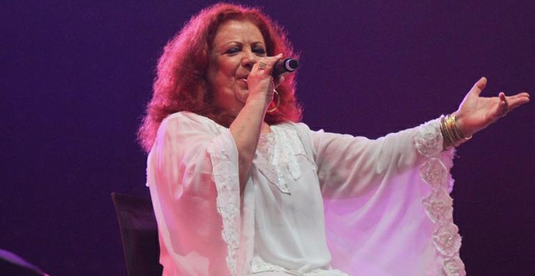 Beth Carvalho estreia turnê ‘Nosso Samba Tá Na Rua’ com show no Rio de Janeiro