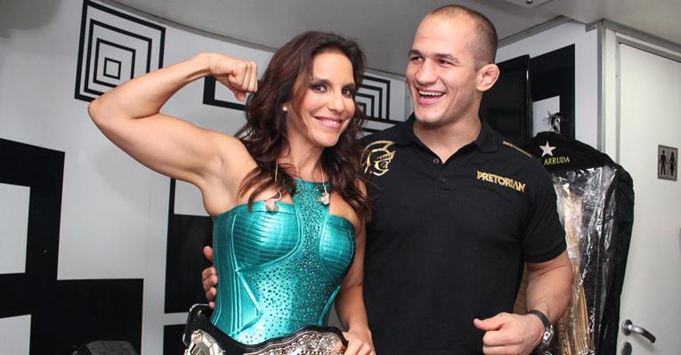 Ivete Sangalo encontra Júnior Cigano em evento na Bahia