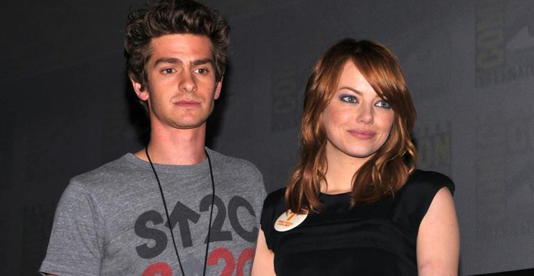 Andrew Garfield assume seu namoro com Emma Stone